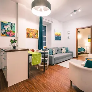apartament-swietojanska.gdanskhotel.org/